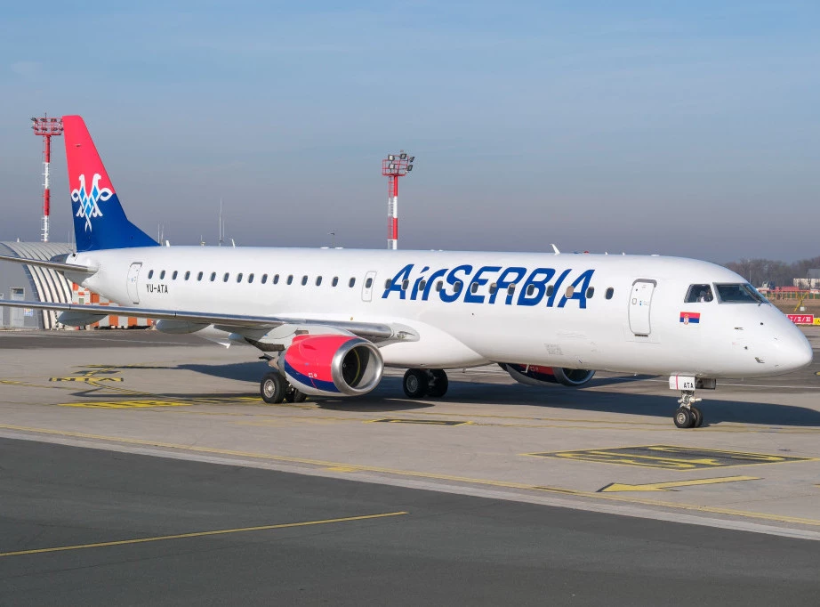 337039_аирсербиа-авион-флота_ф.wебп