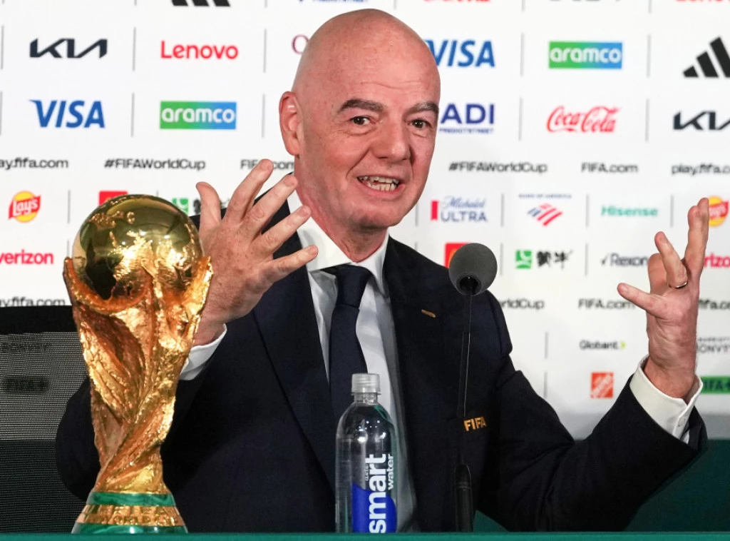 410632_wcup-fifa-investors-soccer_f.webp