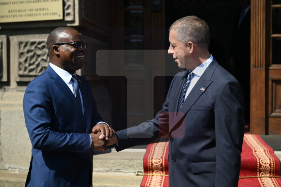 410652_duric-ministar-zimbabve_iff.jpg