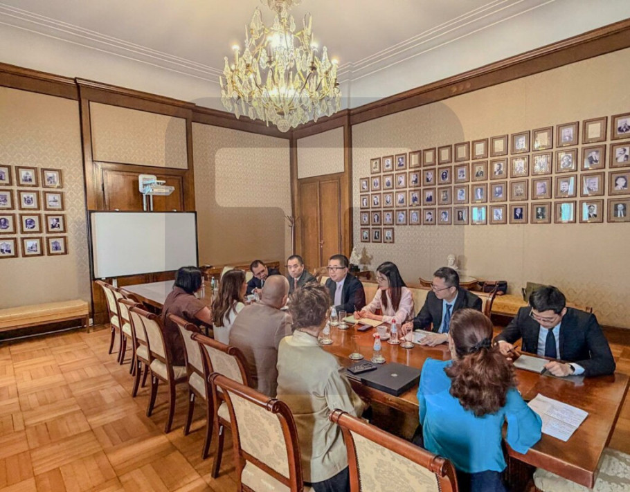 411401_vidovic-fudijen-delegacija_iff.jpg