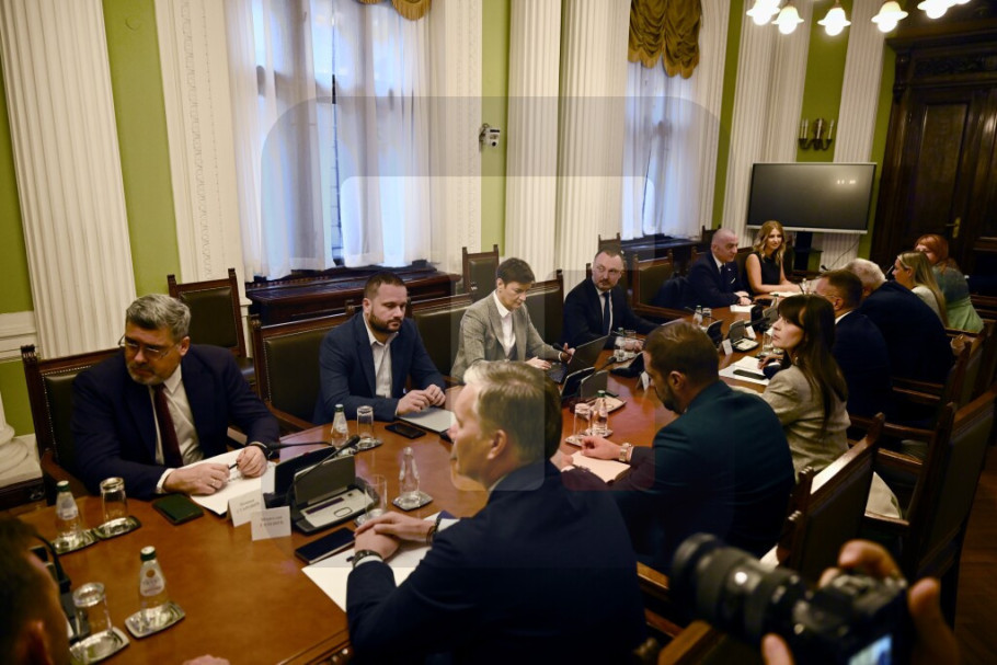 416029_apostolovic-eu-operativnitim_iff.jpg