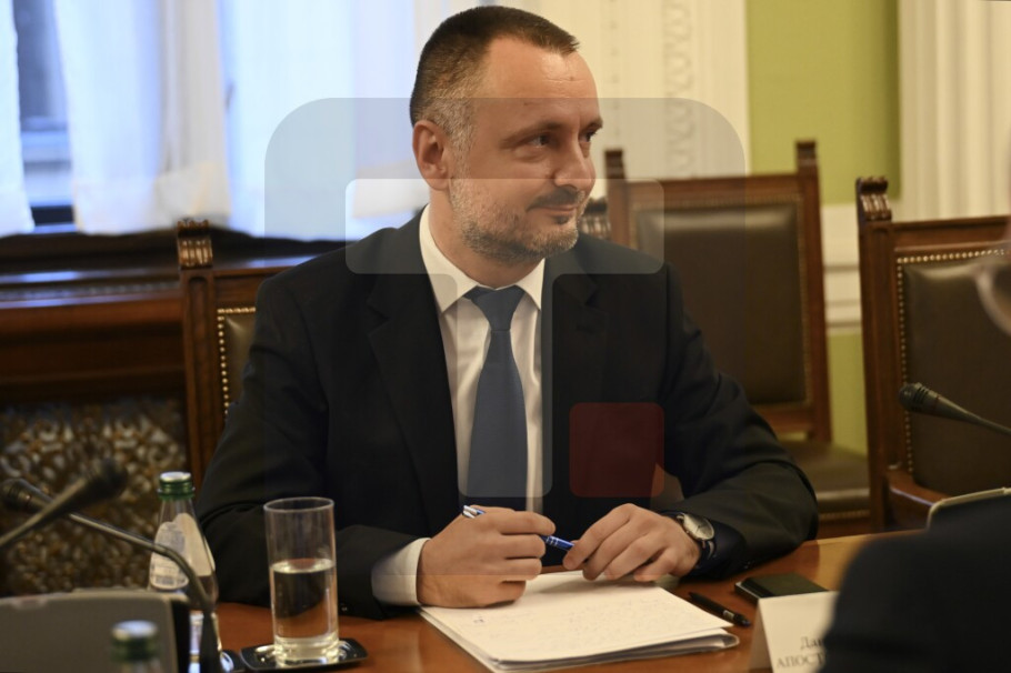 416033_apostolovic-eu-operativnitim_iff.jpg