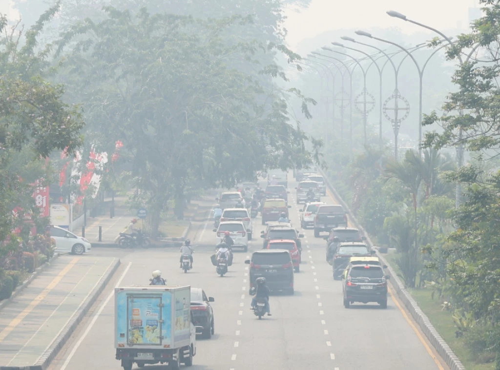 416038_indonesia-haze_f.webp
