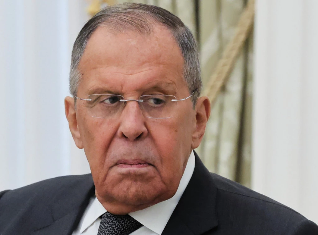 416333_russia-india_f.webp