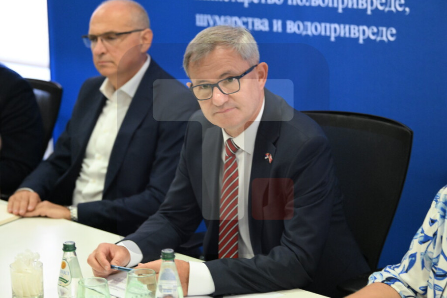 416585_kanada-saradnja-glamocic_iff.jpg