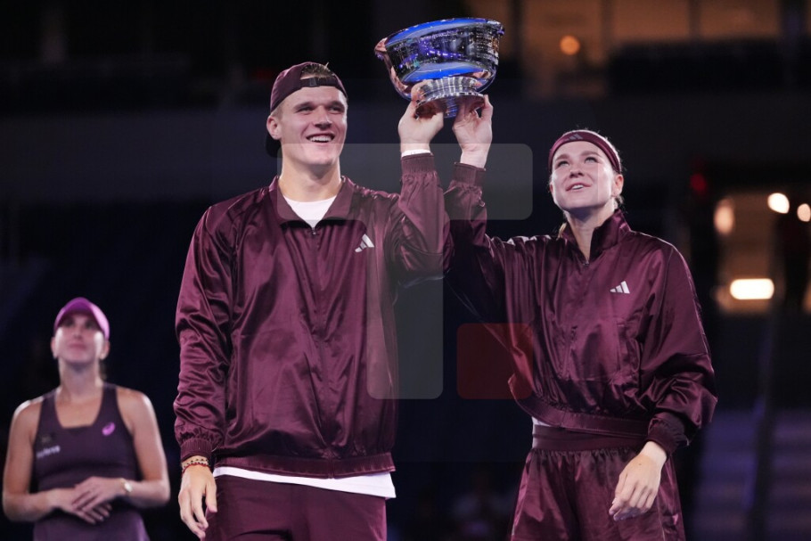 416863_aptopix-us-open-tennis_iff.jpg