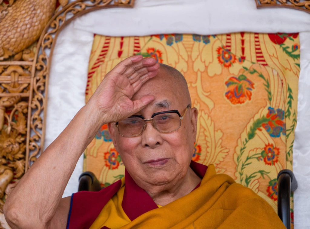 416928_india-dalai-lama_f.webp