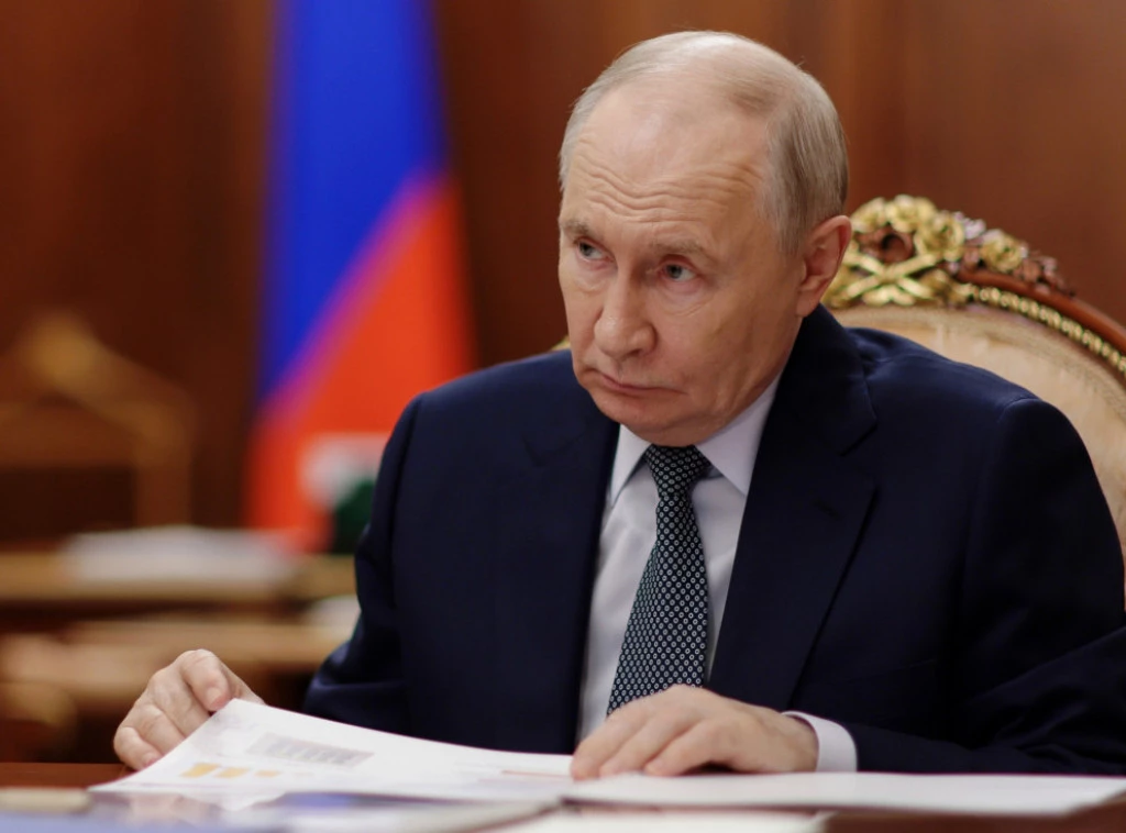 417272_russia-putin_f.webp