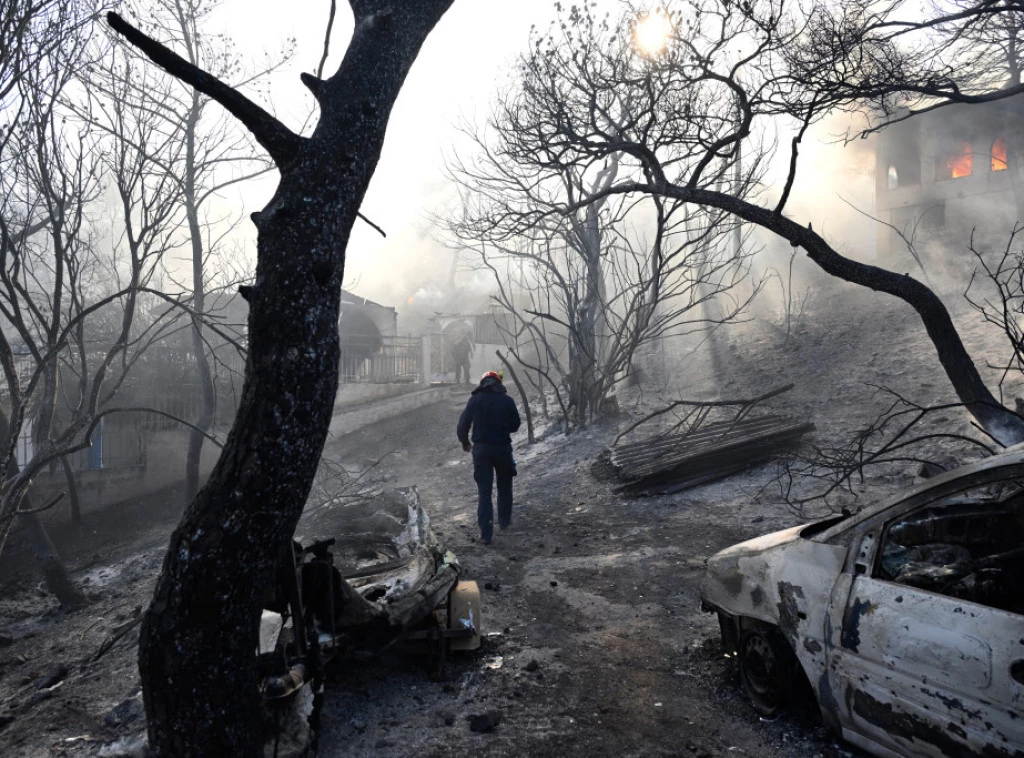 417453_aptopix-greece-wildfire_f.webp