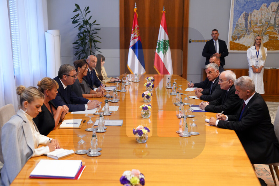 418332_vucic-konferencija-liban_iff.jpg