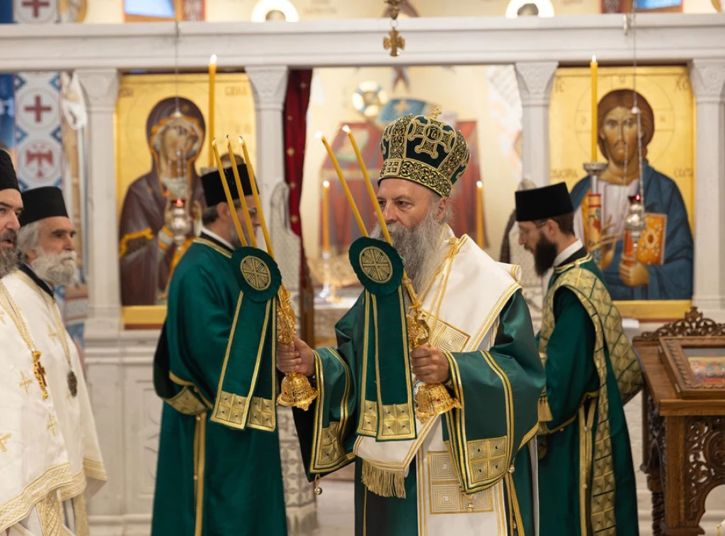 418493_patrijarh-liturgija-bogoslovija_f.webp