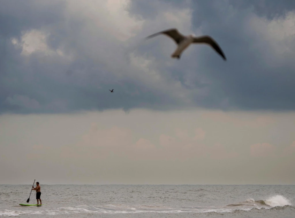 418582_extreme-weather-tropical-storm_f.webp