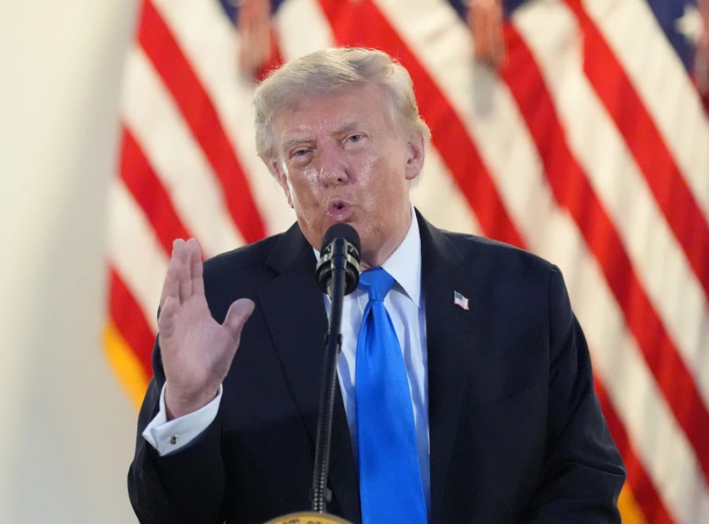 418907_trump_f.webp