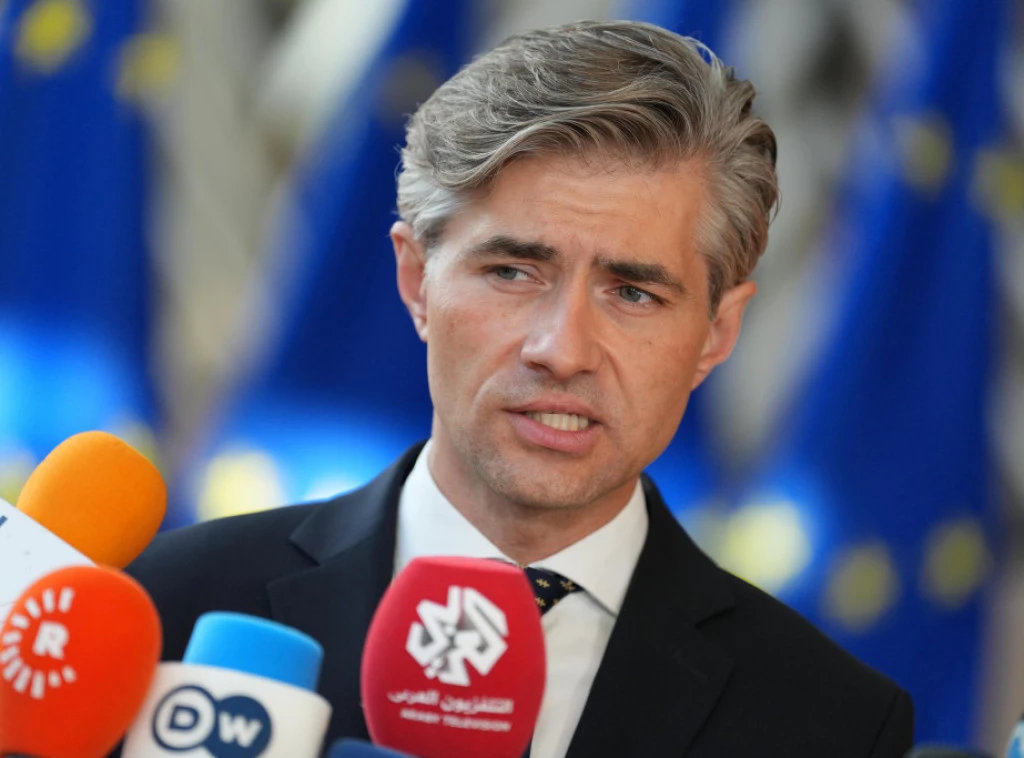 419227_belgium-eu-foreign-ministers_f.webp
