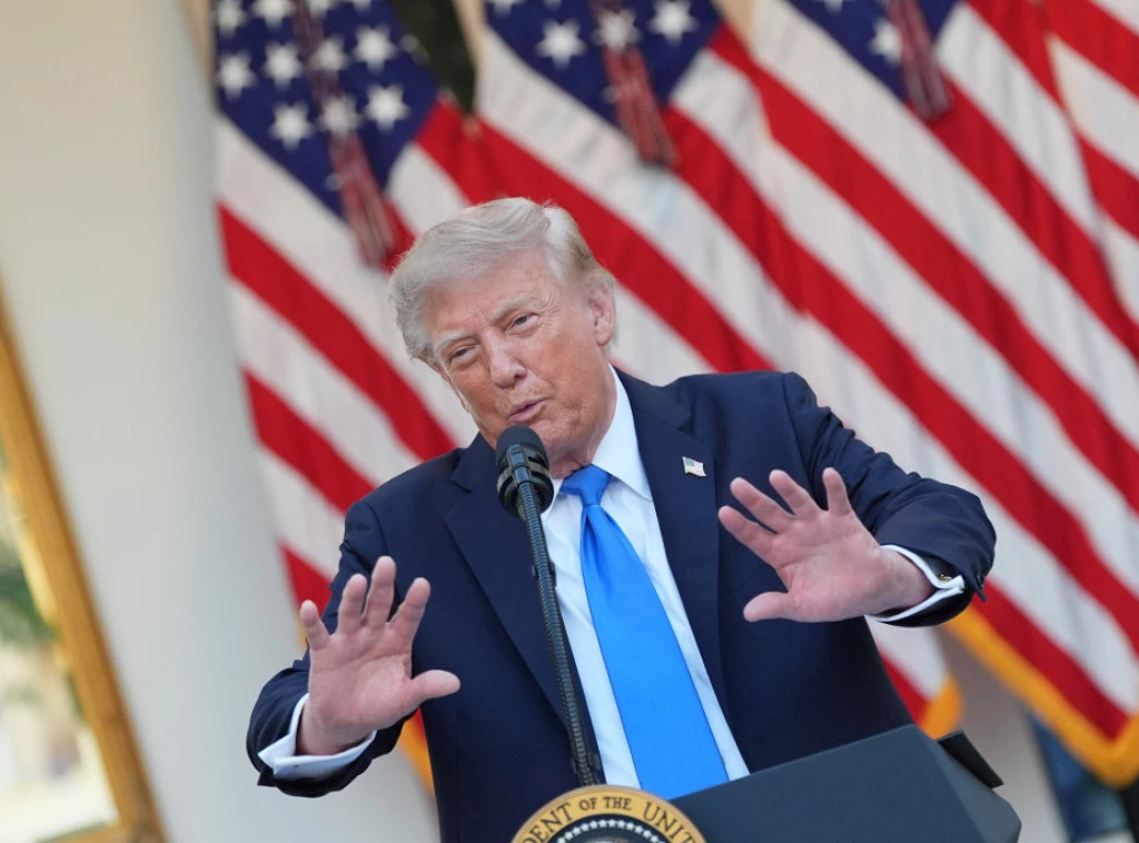 419510_trump_f.webp